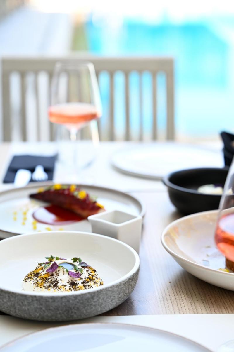 La Piscine Art Hotel, Philian Hotels and Resorts