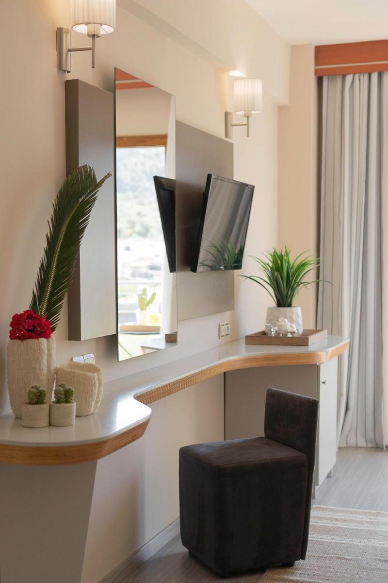 La Piscine Art Hotel, Philian Hotels and Resorts