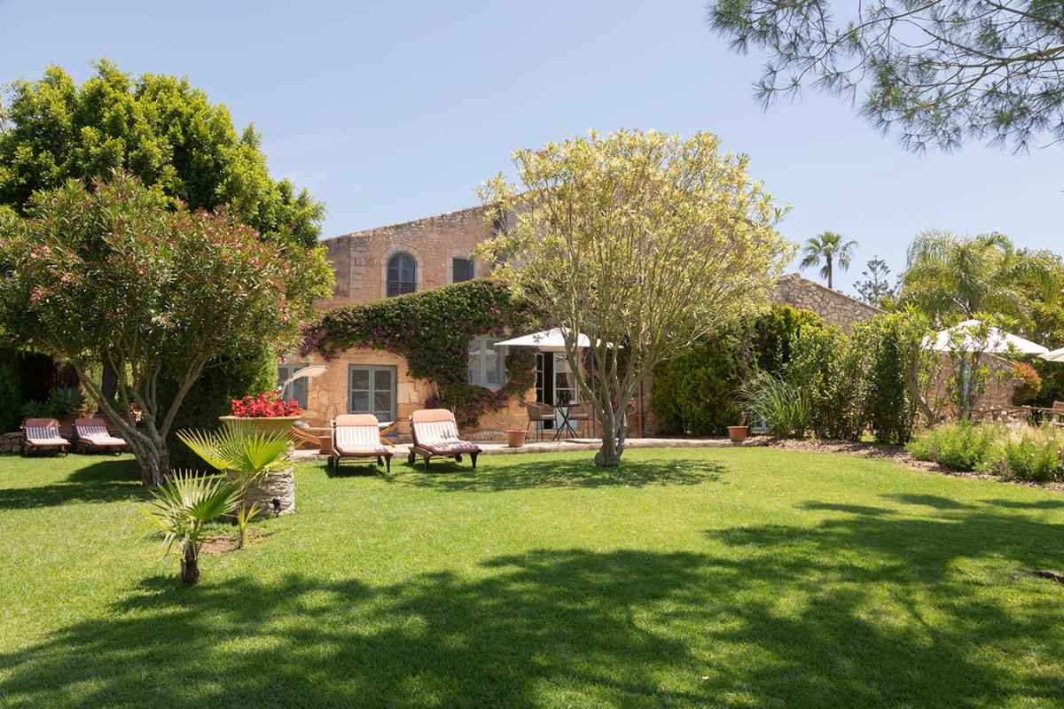 Reserva Rotana Golf Resort