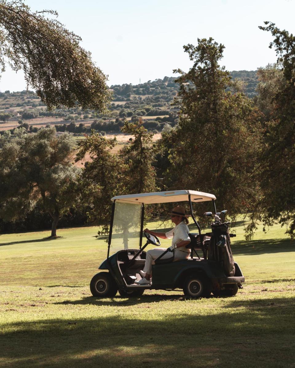 Reserva Rotana Golf Resort