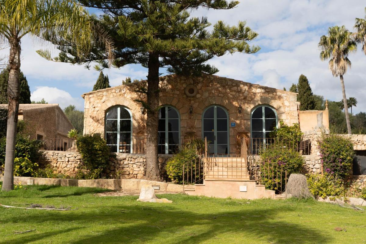 Reserva Rotana Golf Resort