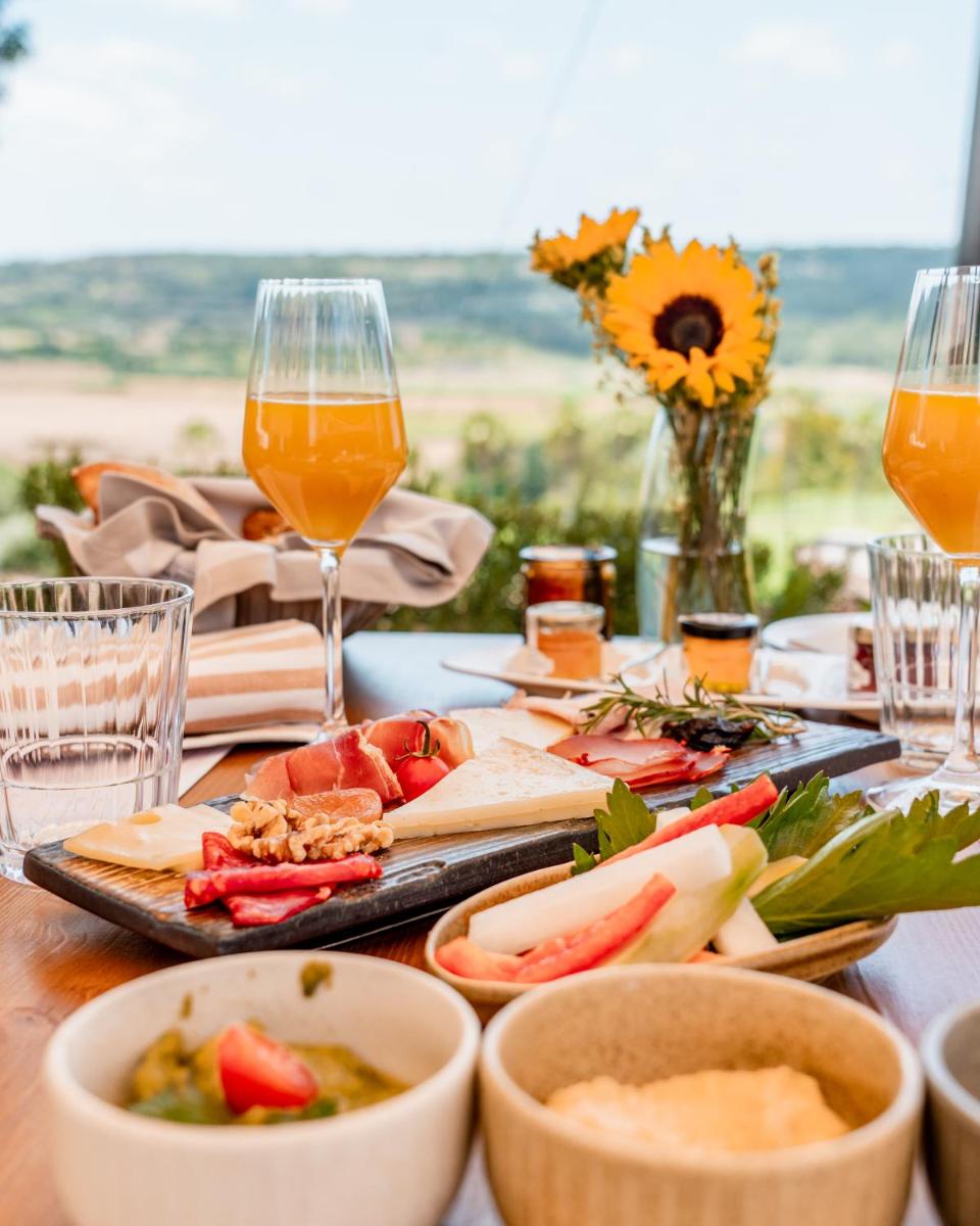 Reserva Rotana Golf Resort