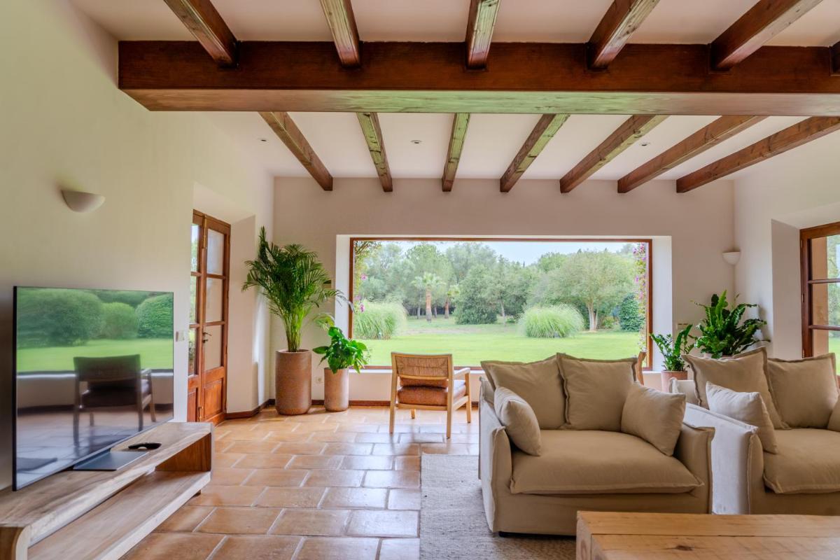 Reserva Rotana Golf Resort