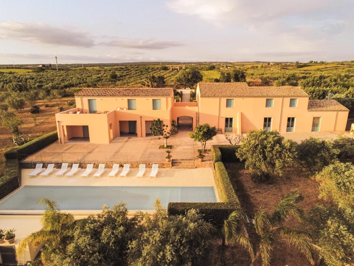 Planeta Country House & Beach Club