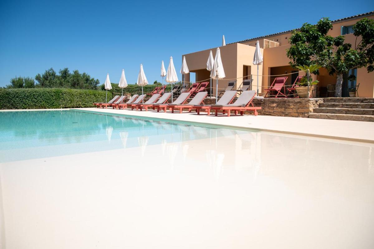 Planeta Country House & Beach Club