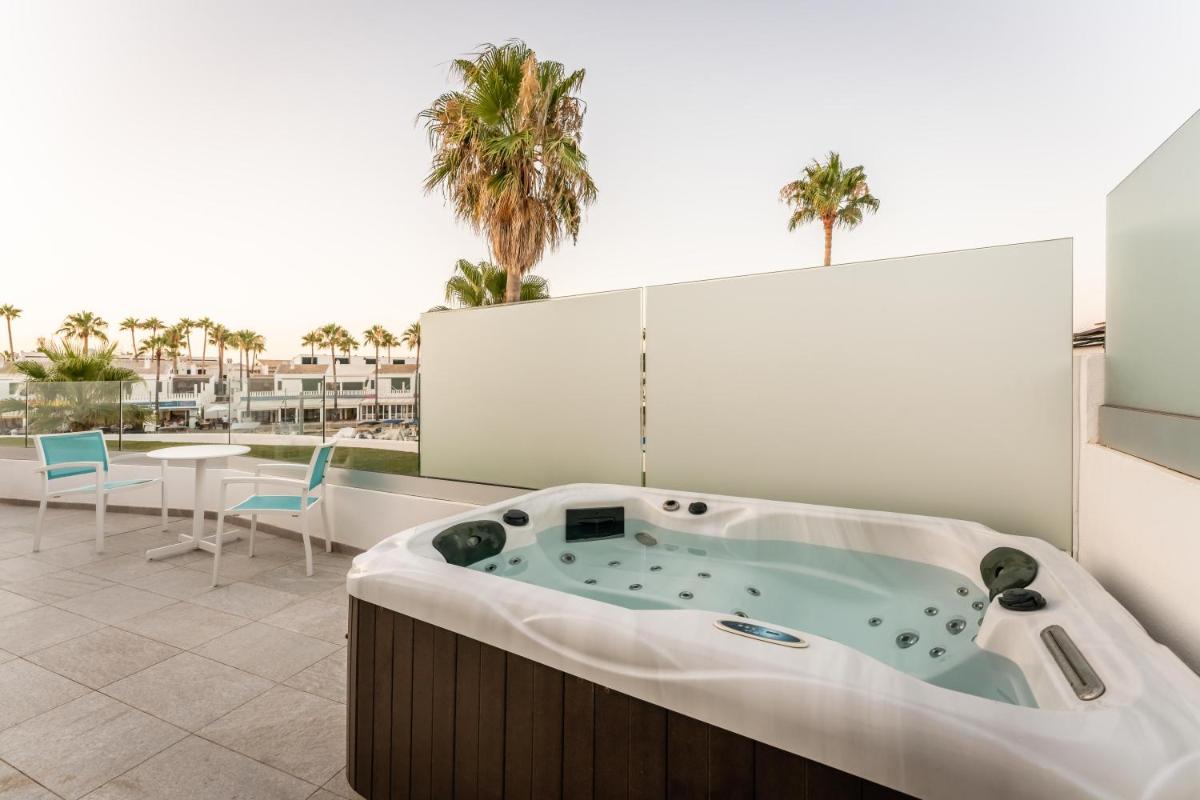 Lago Resort Menorca - Casas del Lago Adults Only