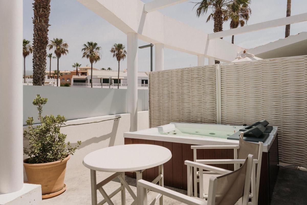 Lago Resort Menorca - Casas del Lago Adults Only