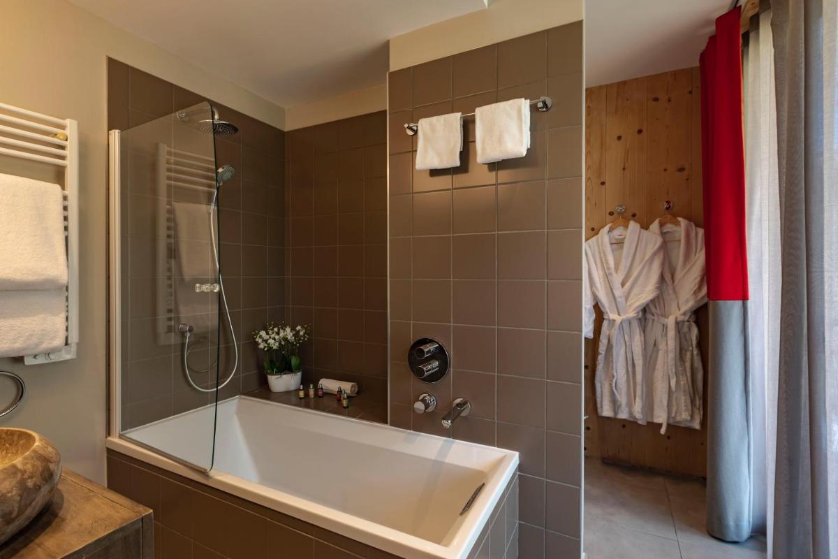 L'Aiguille Grive Chalets Hotel