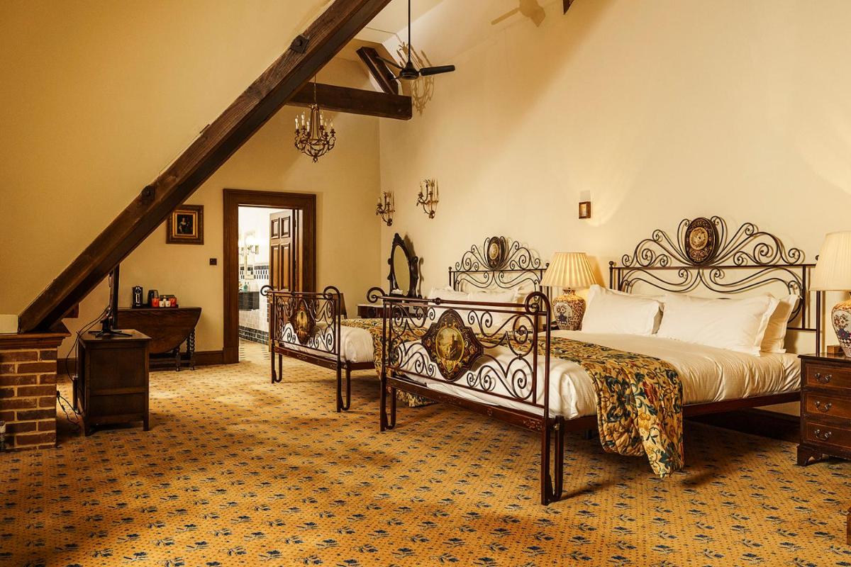 Lainston House