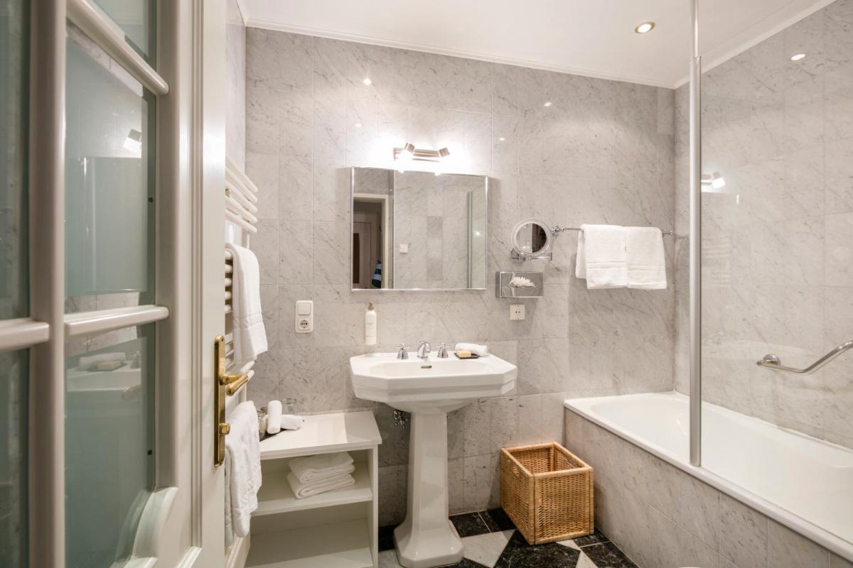 TAUROA Landhaus zu Appesbach