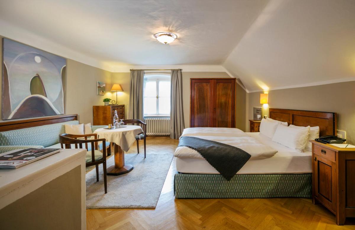 TAUROA Landhaus zu Appesbach