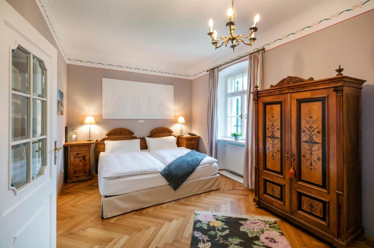 TAUROA Landhaus zu Appesbach