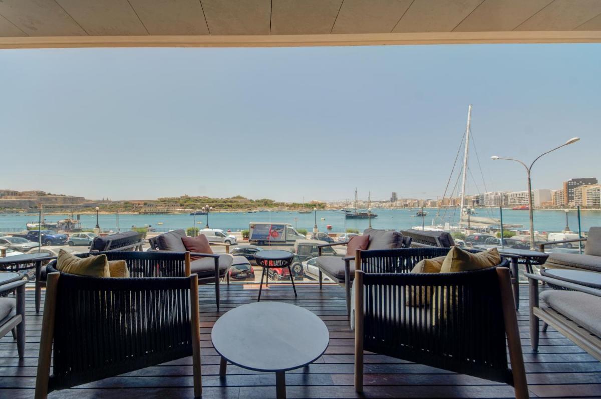 Land's End, Boutique Hotel