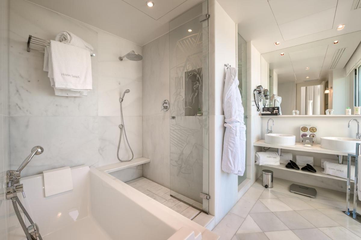 Las Arenas Balneario Resort