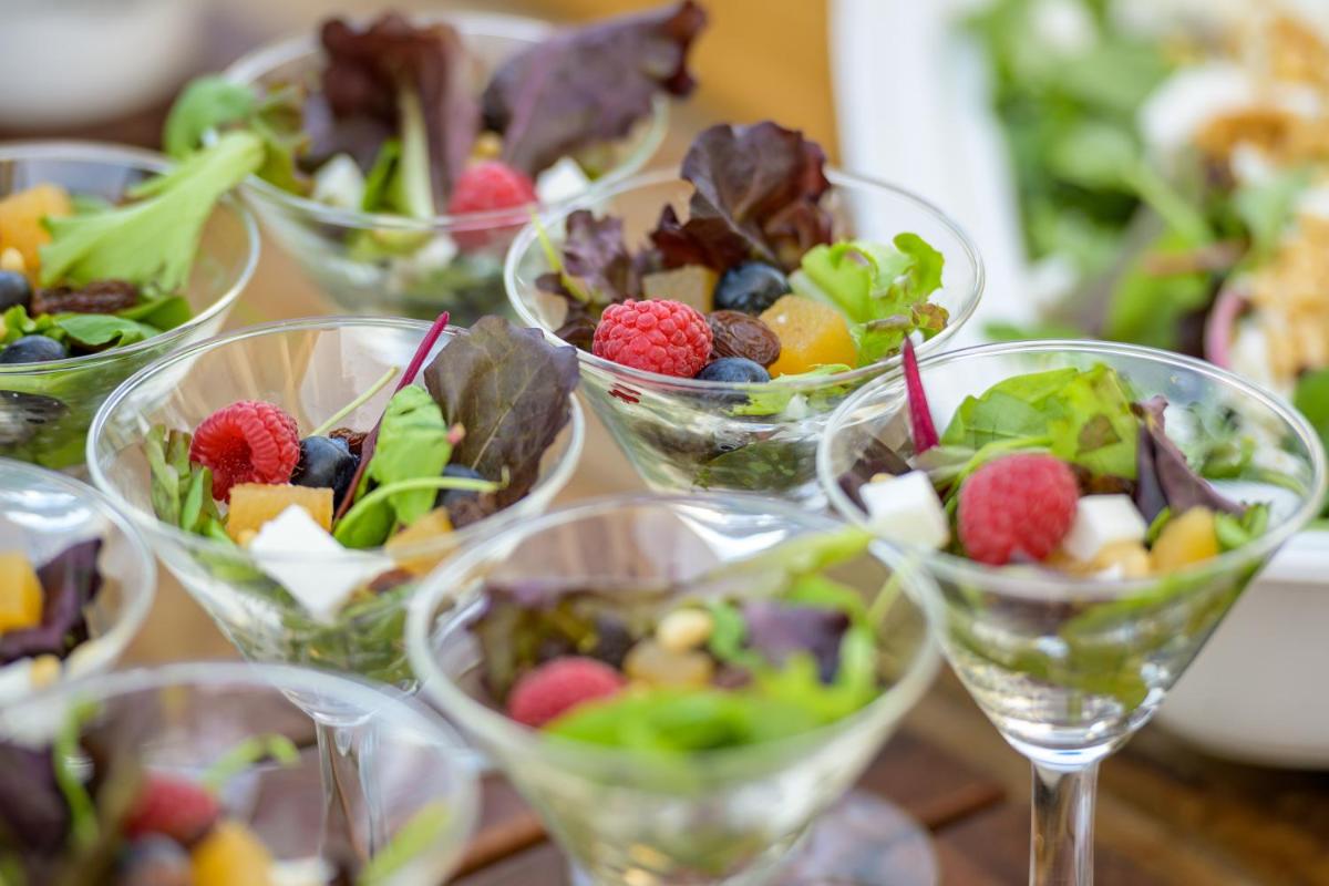 Las Arenas Balneario Resort