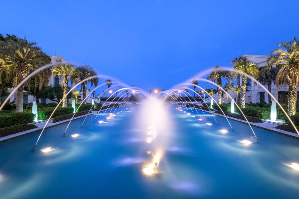 Las Arenas Balneario Resort