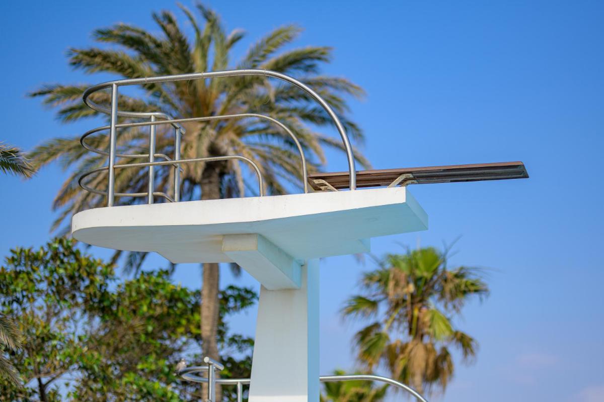 Las Arenas Balneario Resort