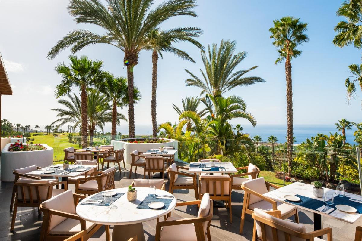 Las Terrazas de Abama Suites