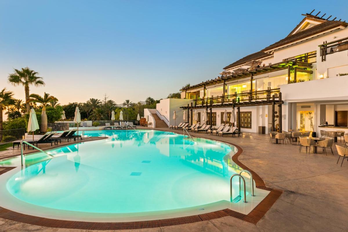 Las Terrazas de Abama Suites