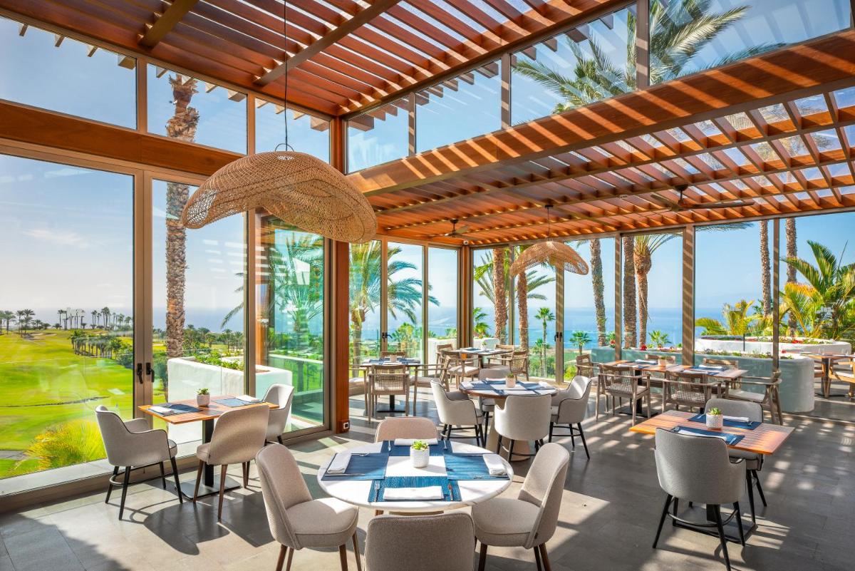 Las Terrazas de Abama Suites