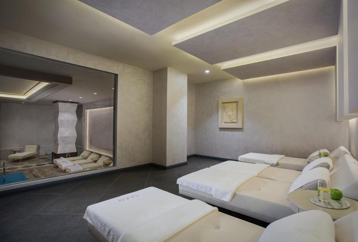 Lazzoni Hotel