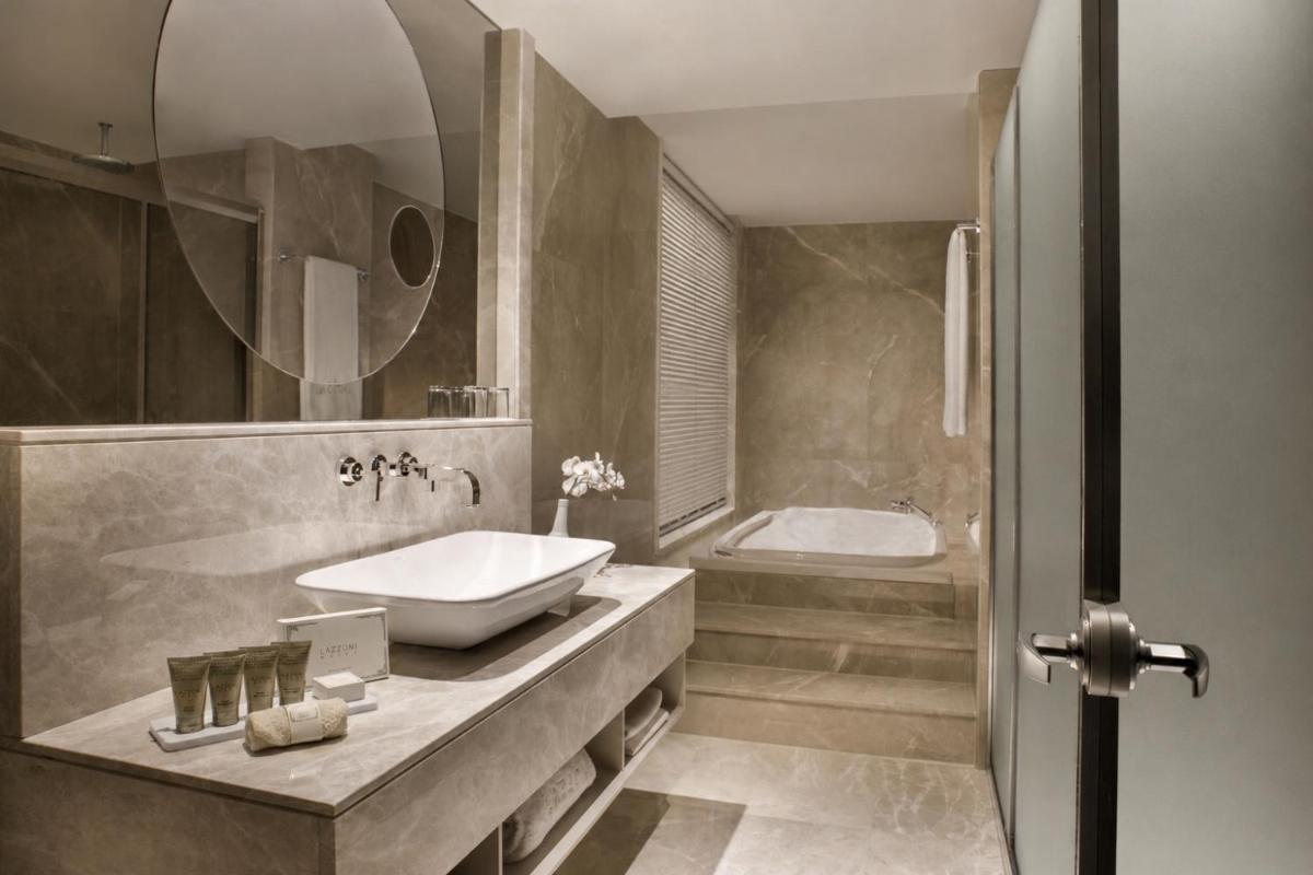 Lazzoni Hotel