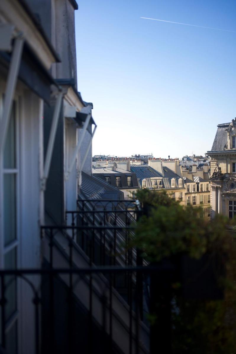 Le Burgundy Paris