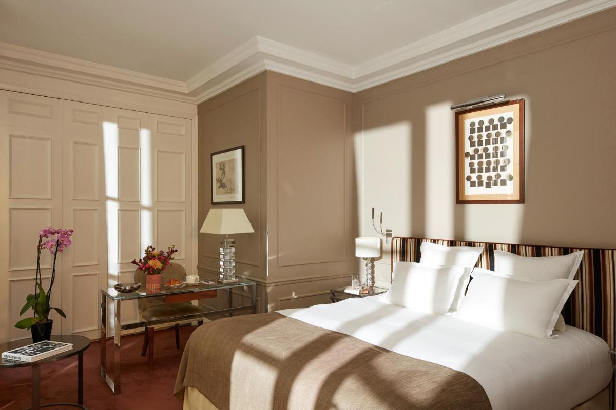 Le Burgundy Paris