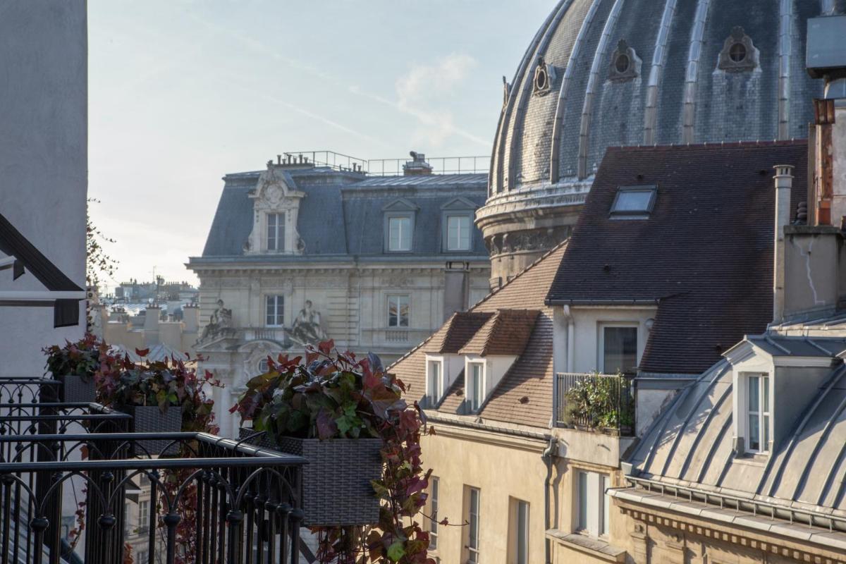 Le Burgundy Paris