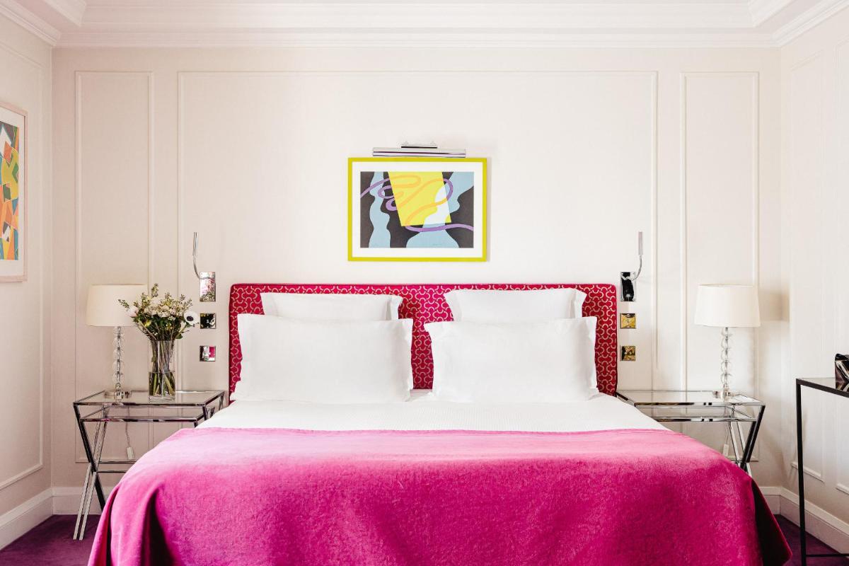 Le Burgundy Paris