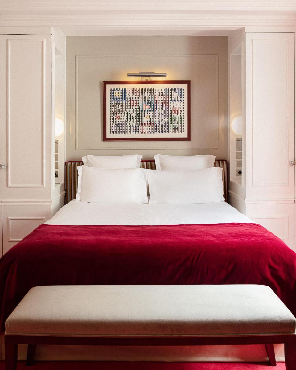 Le Burgundy Paris