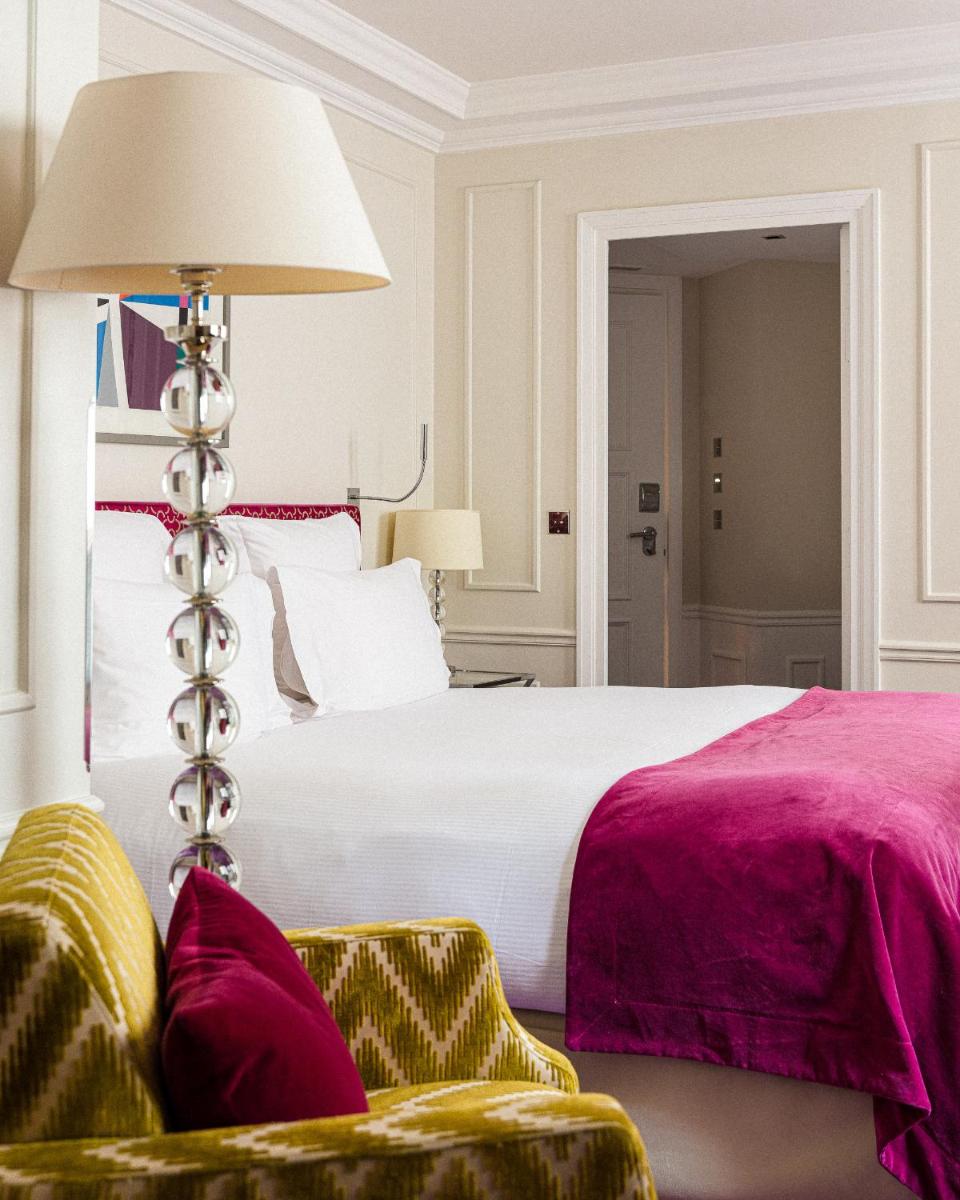 Le Burgundy Paris