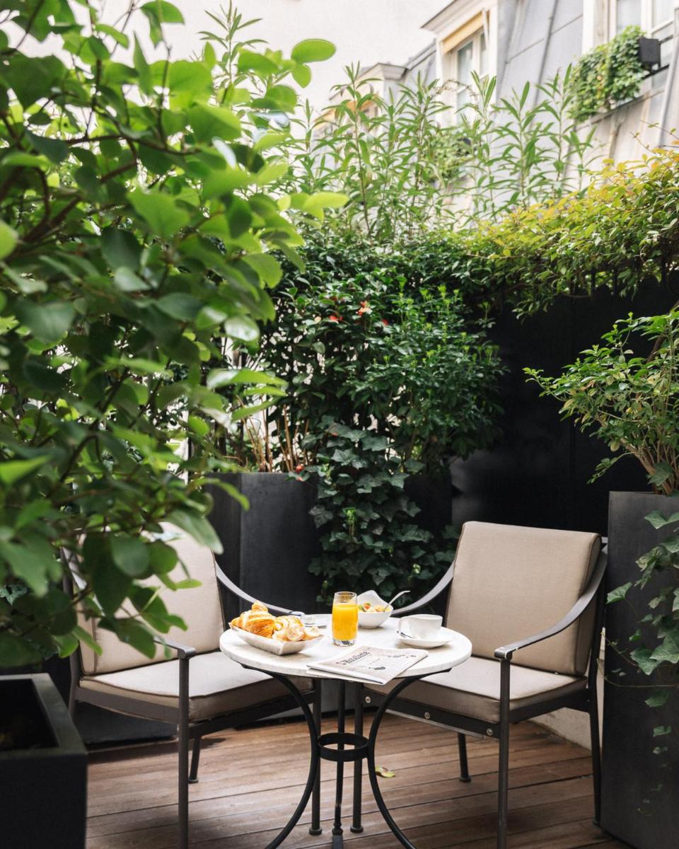 Le Burgundy Paris