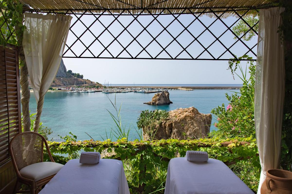 Le Calette Bay