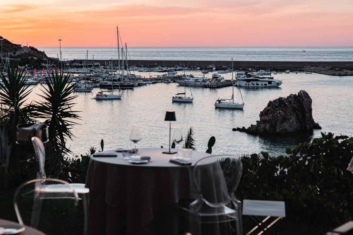 Le Calette Bay