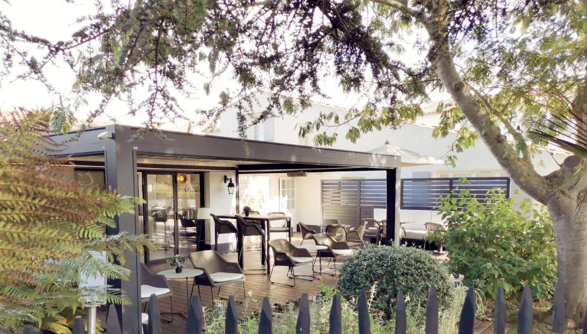 Le Clos Saint-Martin Hôtel & Spa
