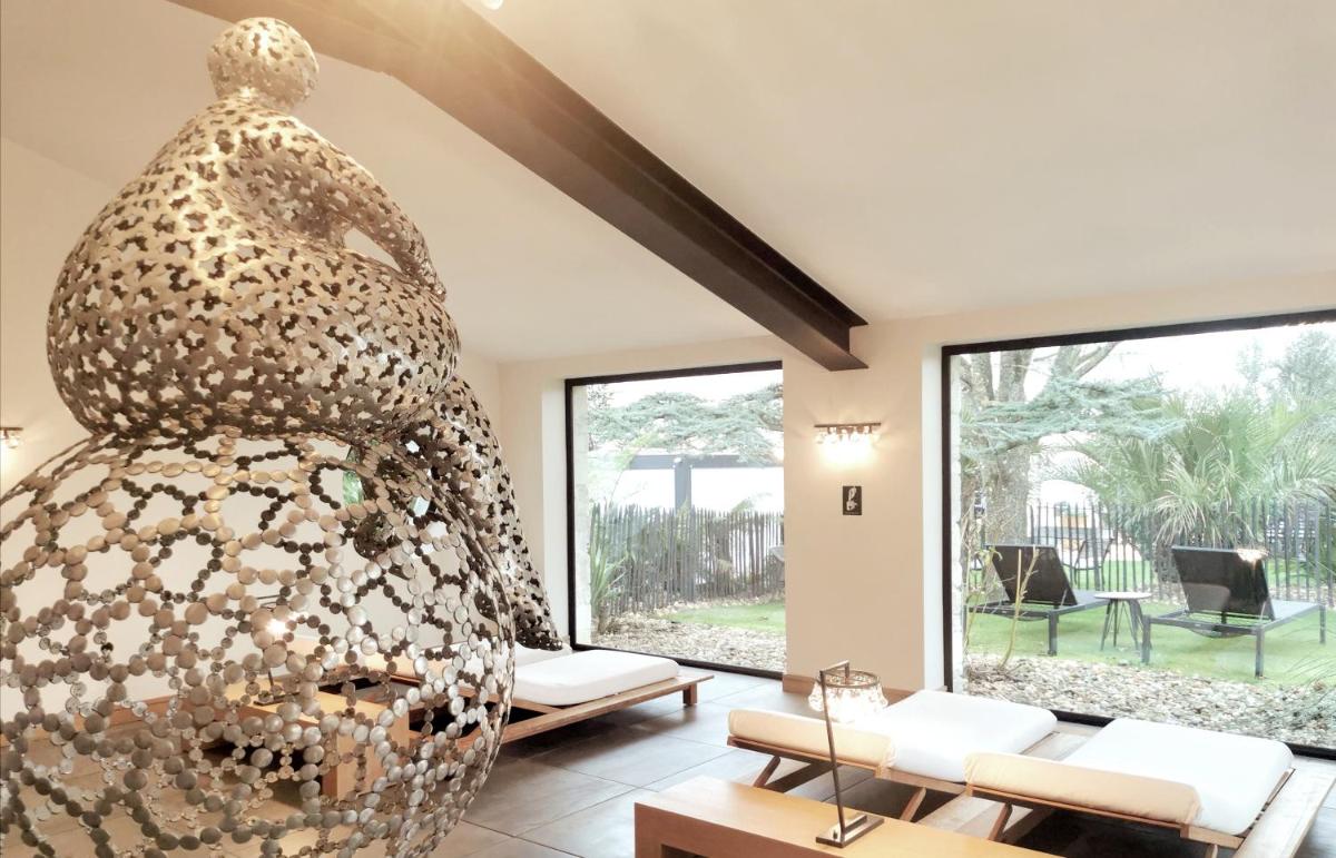 Le Clos Saint-Martin Hôtel & Spa