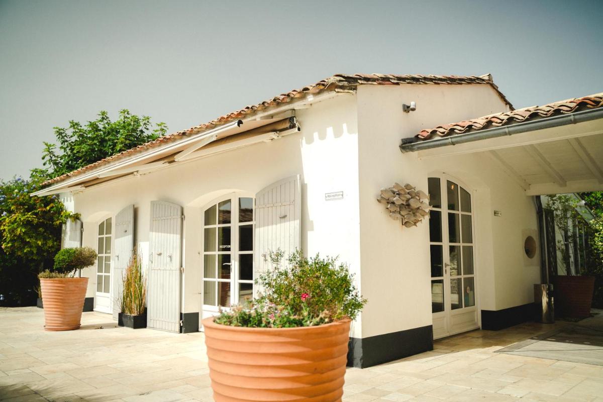 Le Clos Saint-Martin Hôtel & Spa