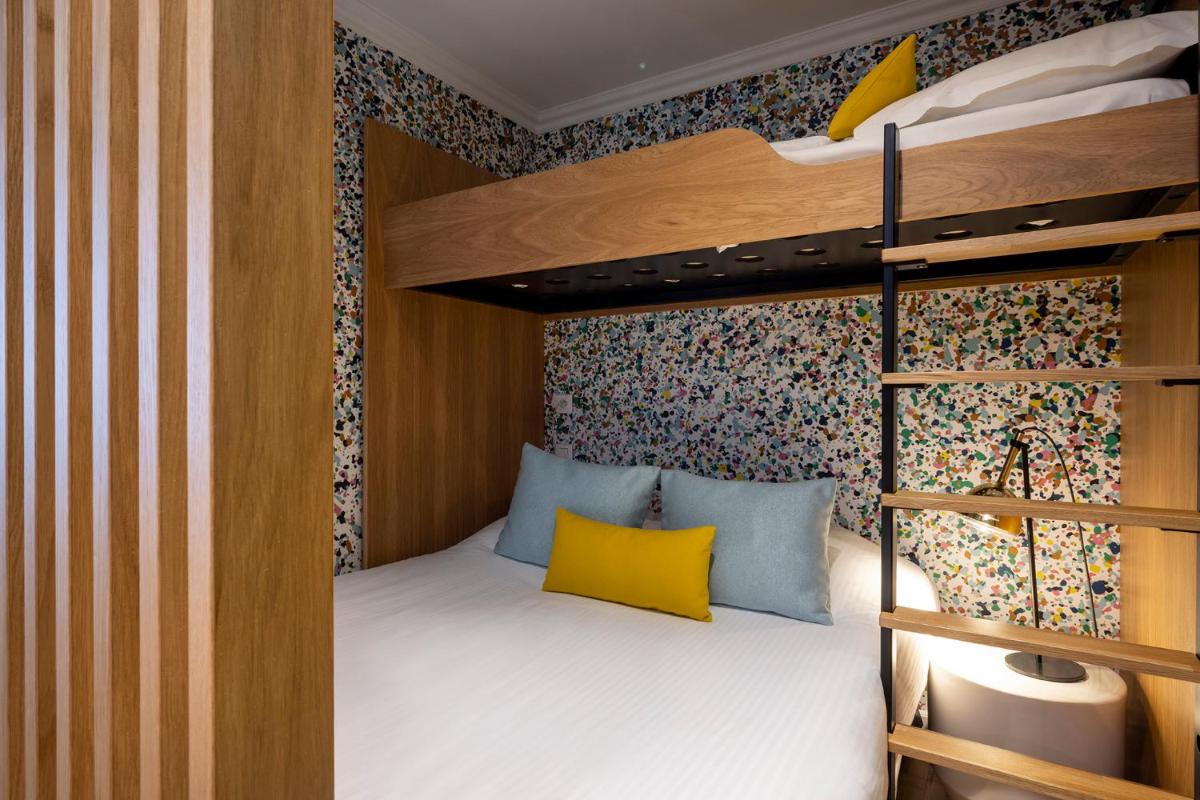 Hotel Le Colombier