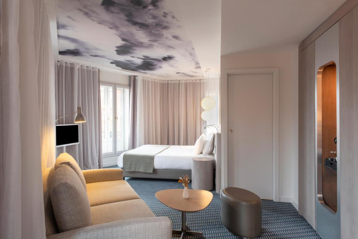 Le Grand Balcon Hotel