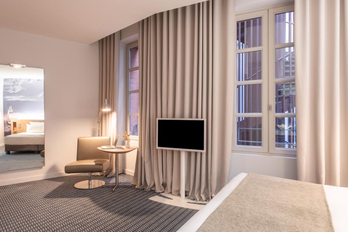 Le Grand Balcon Hotel