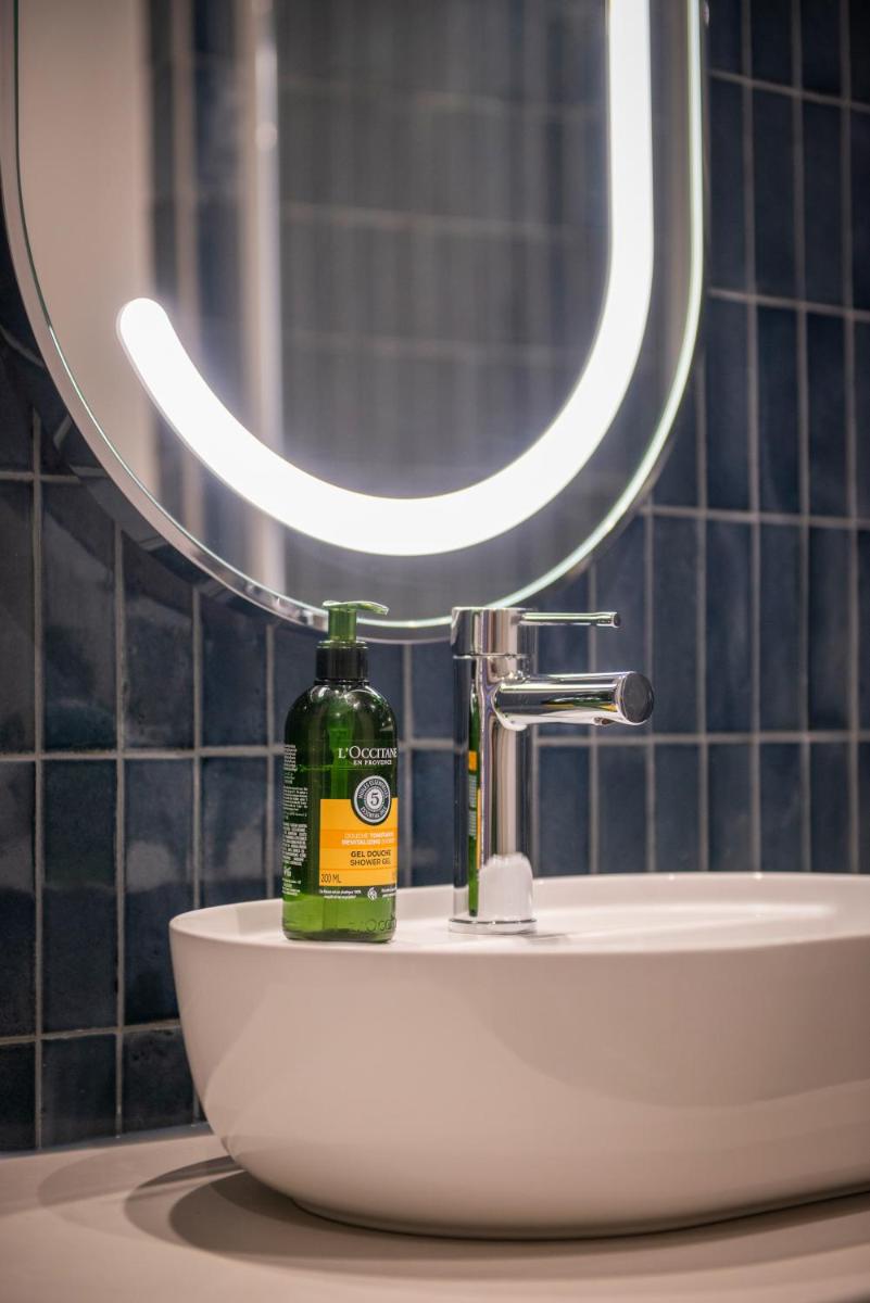 Le Grand Balcon Hotel