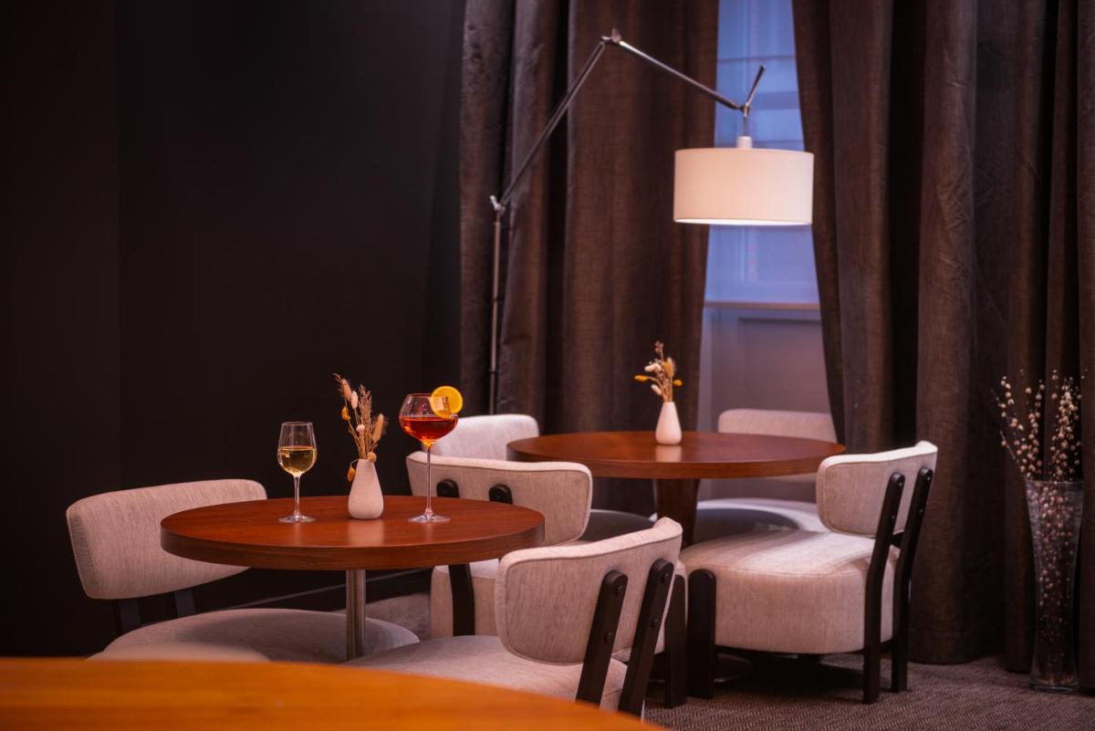 Le Grand Balcon Hotel