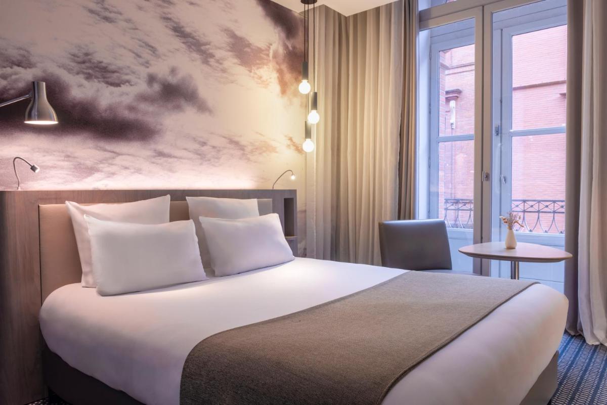 Le Grand Balcon Hotel