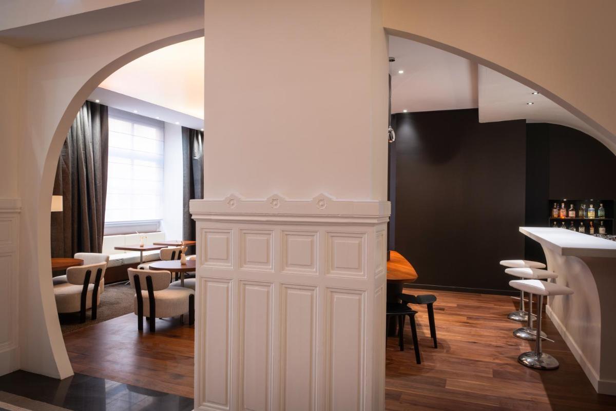 Le Grand Balcon Hotel