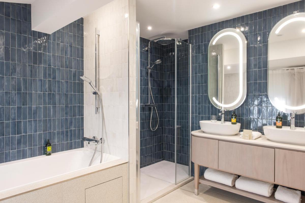 Le Grand Balcon Hotel