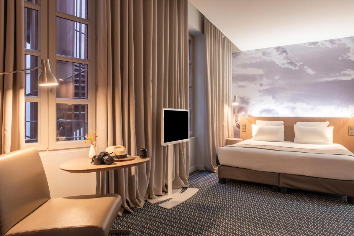 Le Grand Balcon Hotel