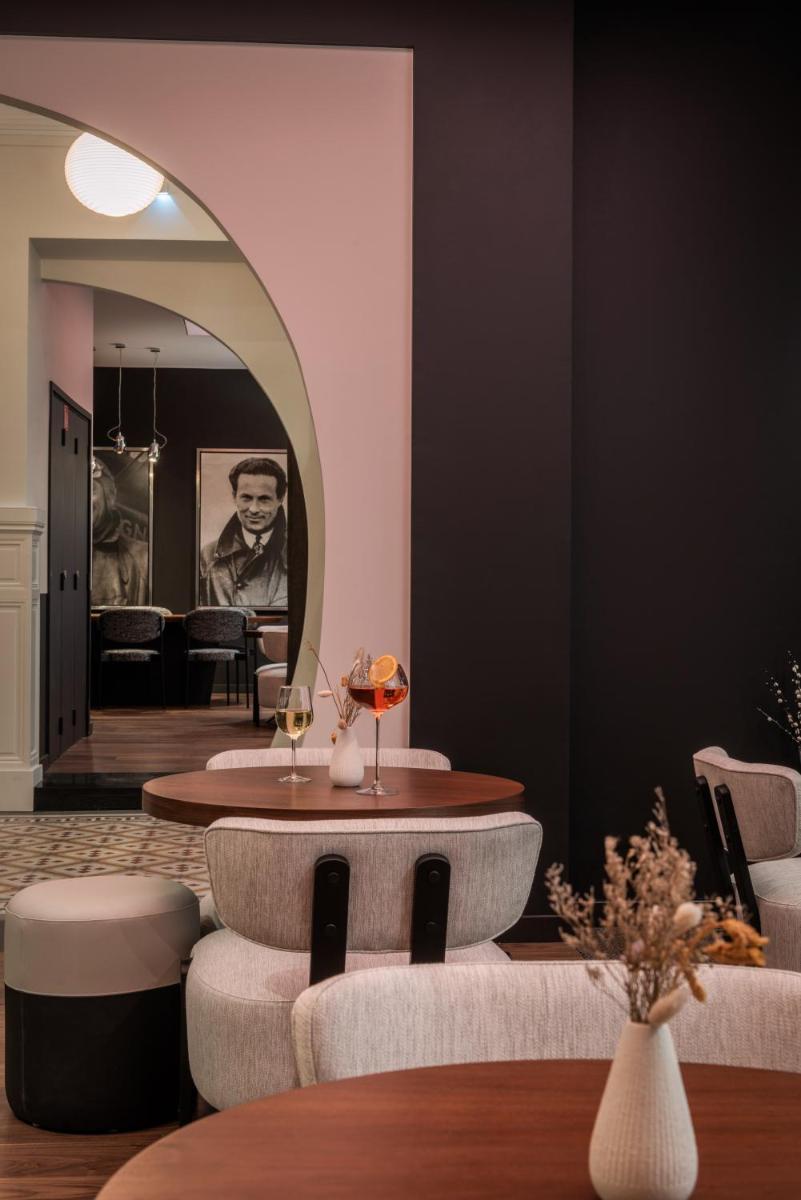 Le Grand Balcon Hotel