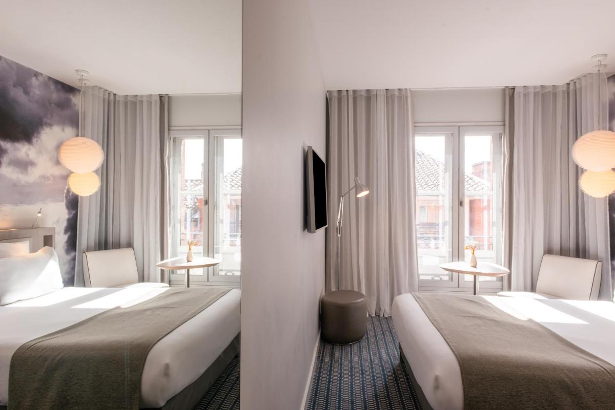 Le Grand Balcon Hotel