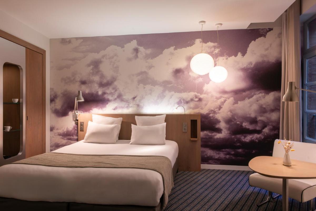 Le Grand Balcon Hotel